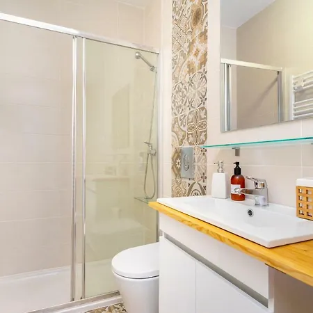 Whome | Beato Premium Apartment